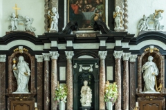 Area around the sculpture